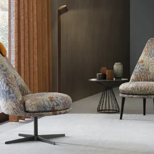 Poltroncina Lord in tessuto con fantasia floreale di Le Comfort